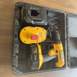 DeWitt Cordless Drill Set – 2 Chargers + Charging Pack + Case!
