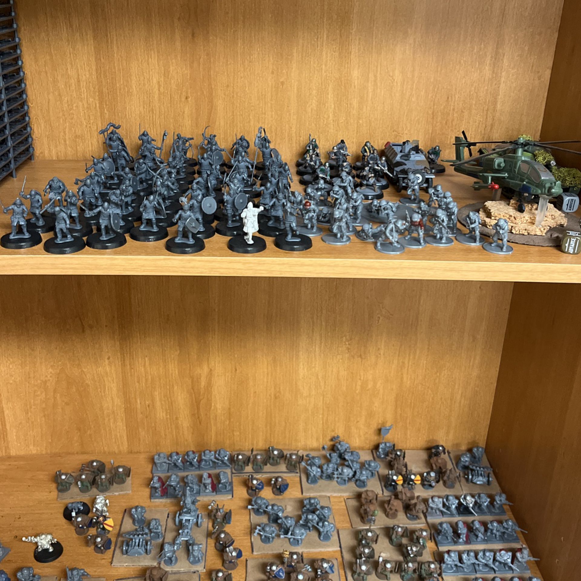 Assorted Warhammer Warlord Games Mantic Games And Parrabellum Games Models 