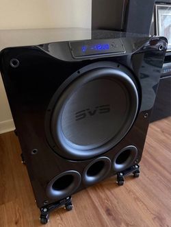 SVS PB 16 Ultra Subwoofer in immaculate condition.  Under warranty till 2028 4 wheels casters for easy moving included ( $200 value)