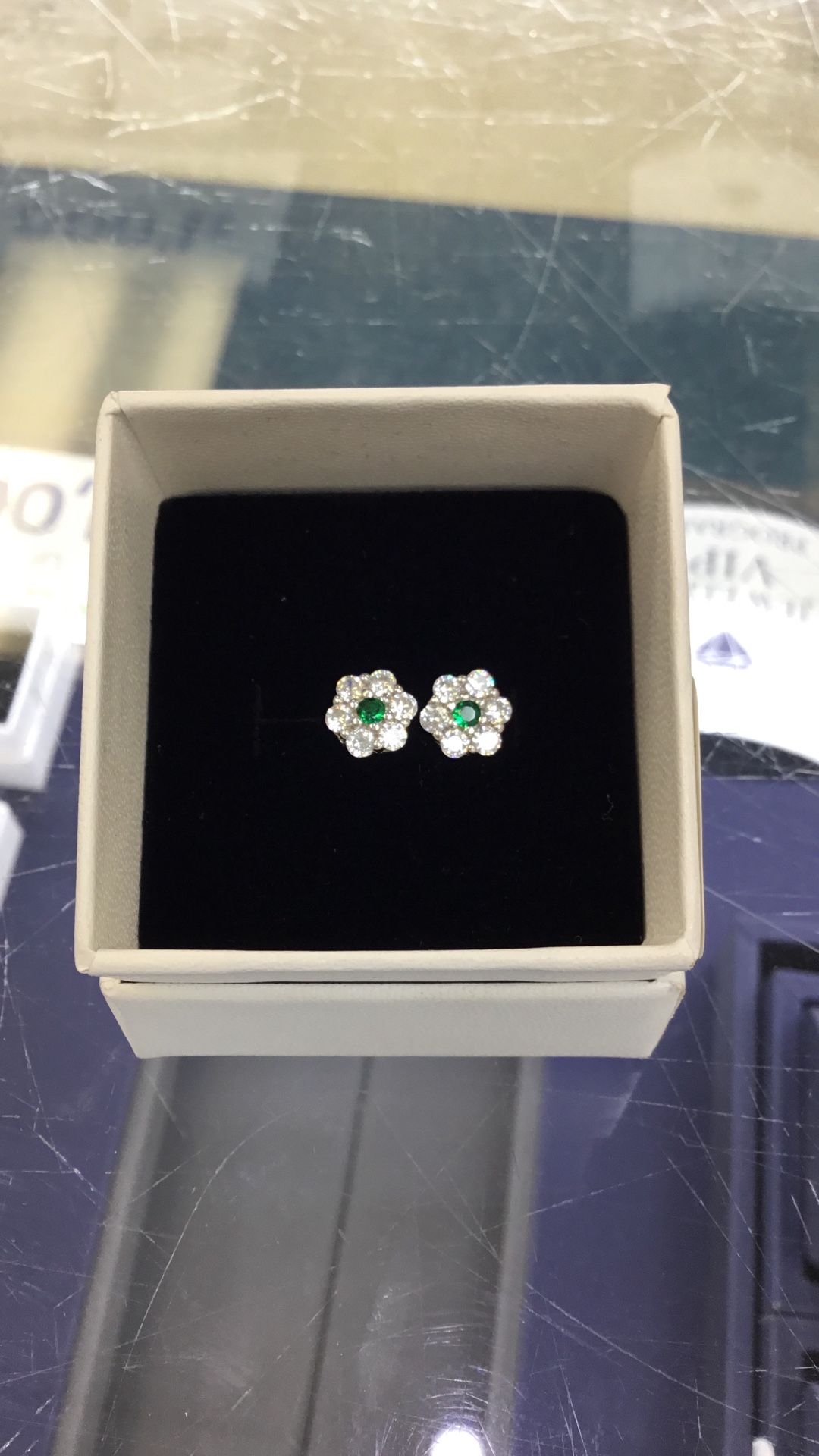 $9.99 Cluster Earring.