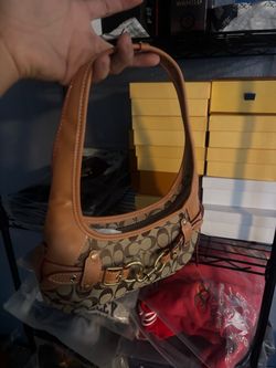 Women’s coach bag