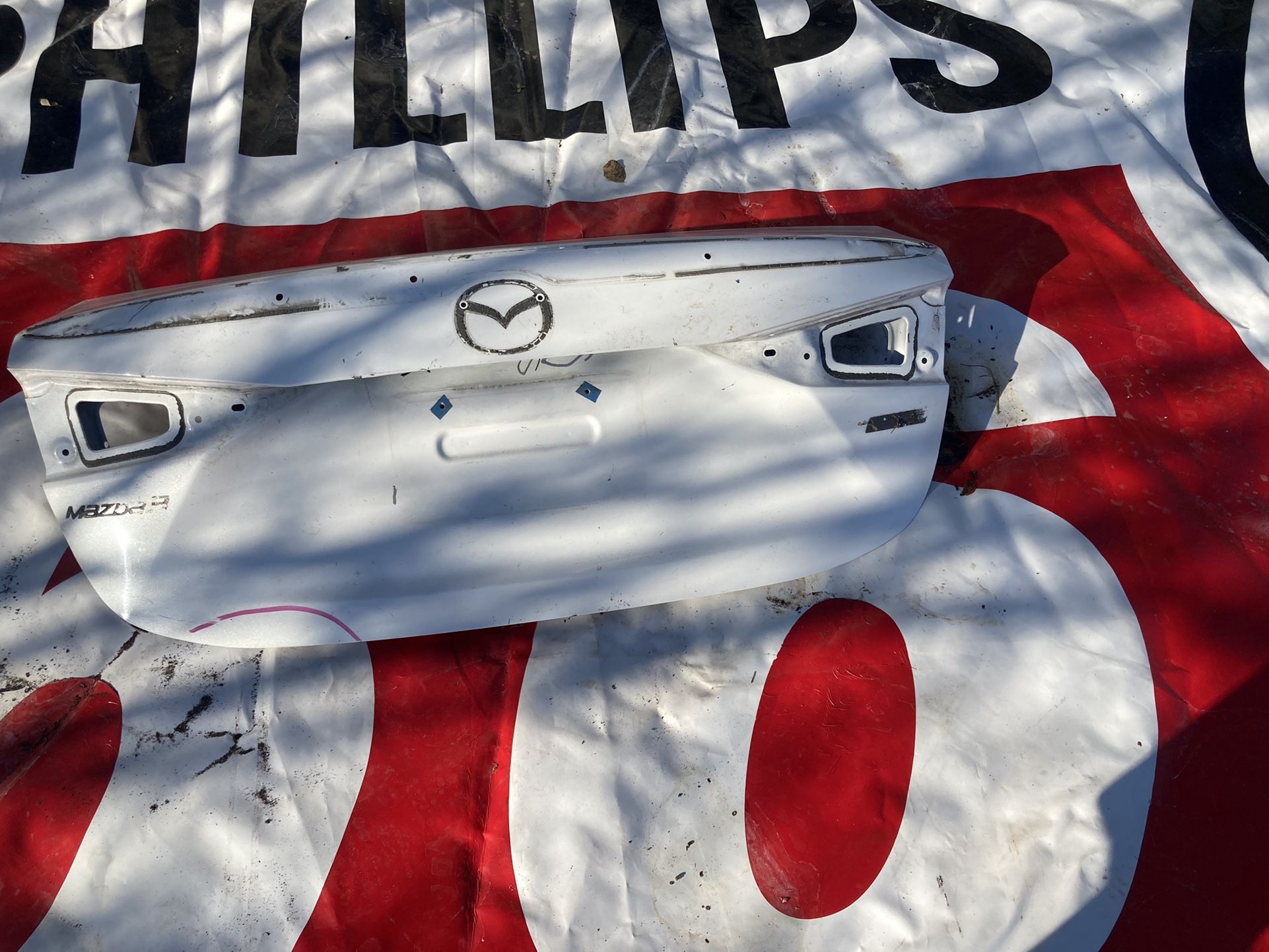 2014 2015 2016 2017 2018 MAZDA 3 SEDAN TRUNK LID OEM - $300 OBO
