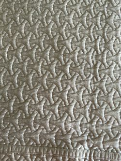 Hotel Collection Luxury Queen Quilted Blanket / Coverlet - Cream / Ivory