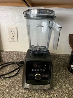 Vitamix Blender A3500 Like New With Warranty