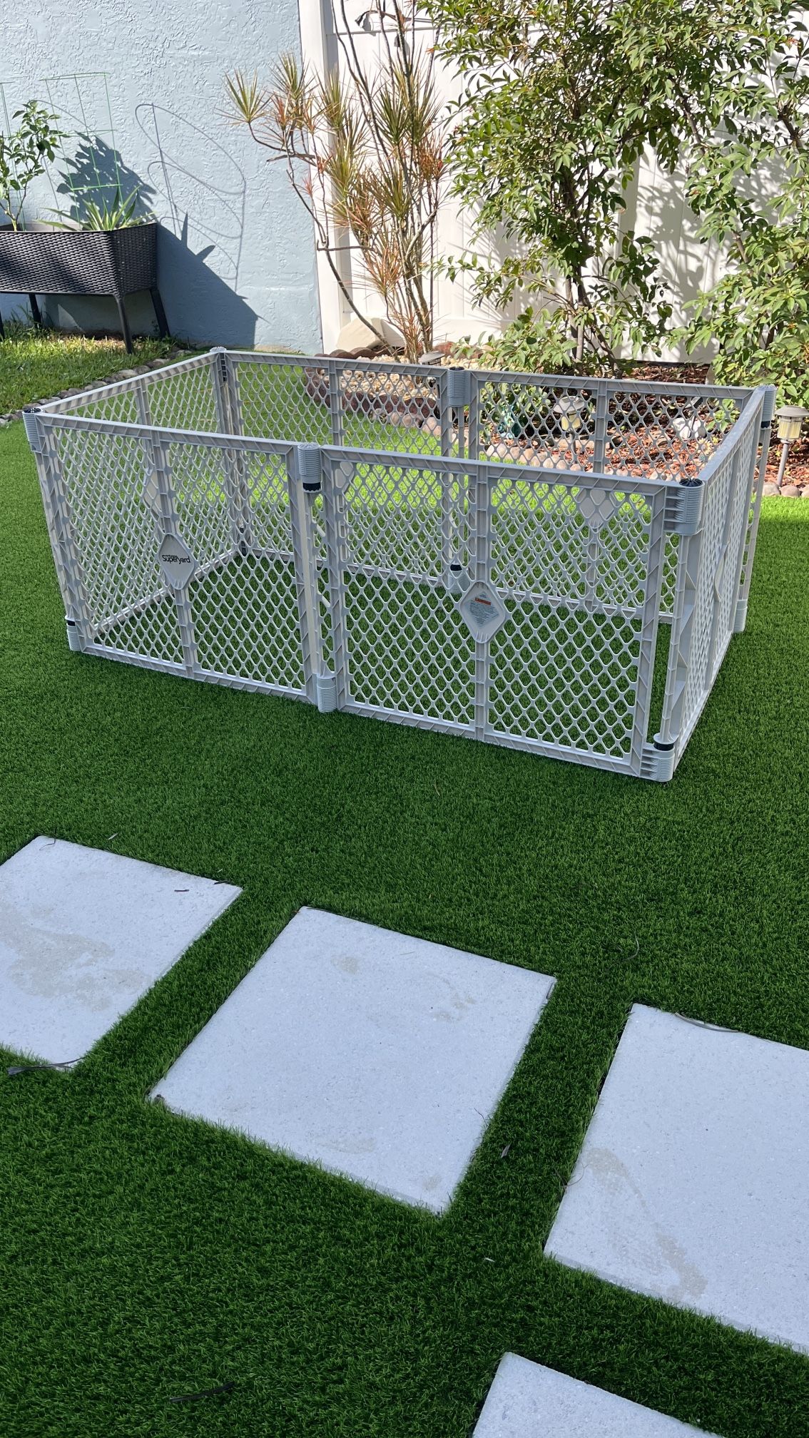 Northstates 6 Panel Super Yard Pet Playpen 