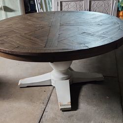 Free table