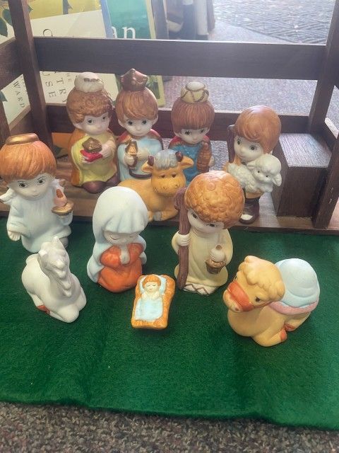 Vintage Nativity Scene With Manger 