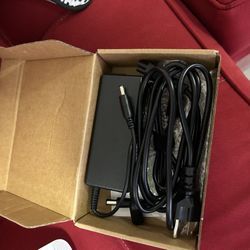 Monitor De Computadora Y Teclado  Dos Laptop 