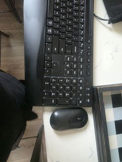 Wireless RGB Keyboard and Mouse Set