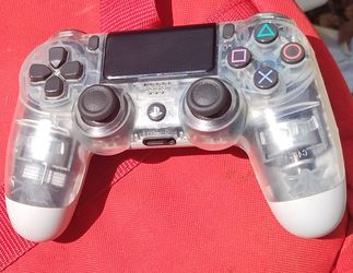 Sony Playstation PS4 Dualshock 4 Wireless Controller Crystal White
