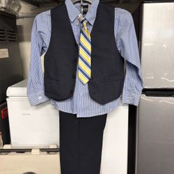 4piece Boys Sz 8 Set