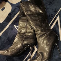 Aldo Size 91/2 Black Leather High Heeled Boots