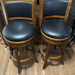 2 Swivel Bar Stool 