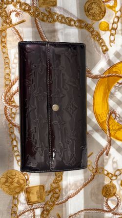 LV VERINIS WALLET