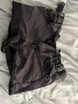 Hot Topic Shorts