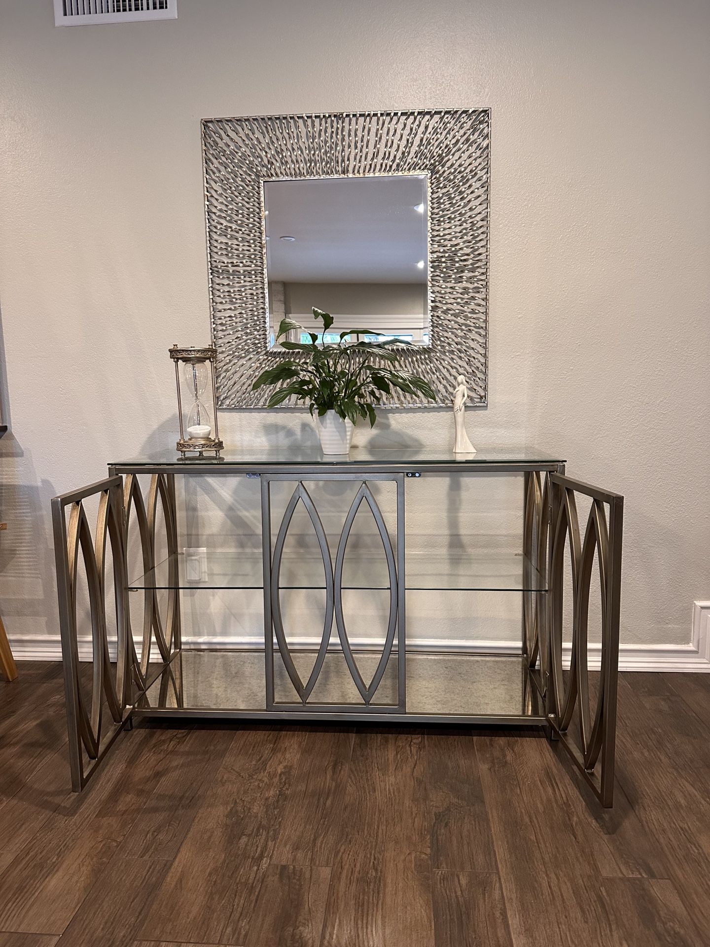Metal Sofa Table With Glass Shelves and Mirror