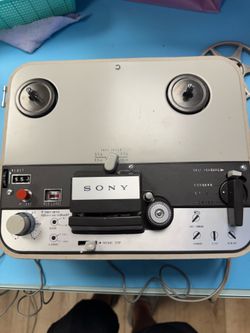 Vintage Sony Reel-to-Reel Tape Recorder / Player (Model TC Series)