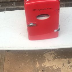Frigidaire Portable Mini Refrigerator 