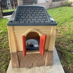 Playhouse 