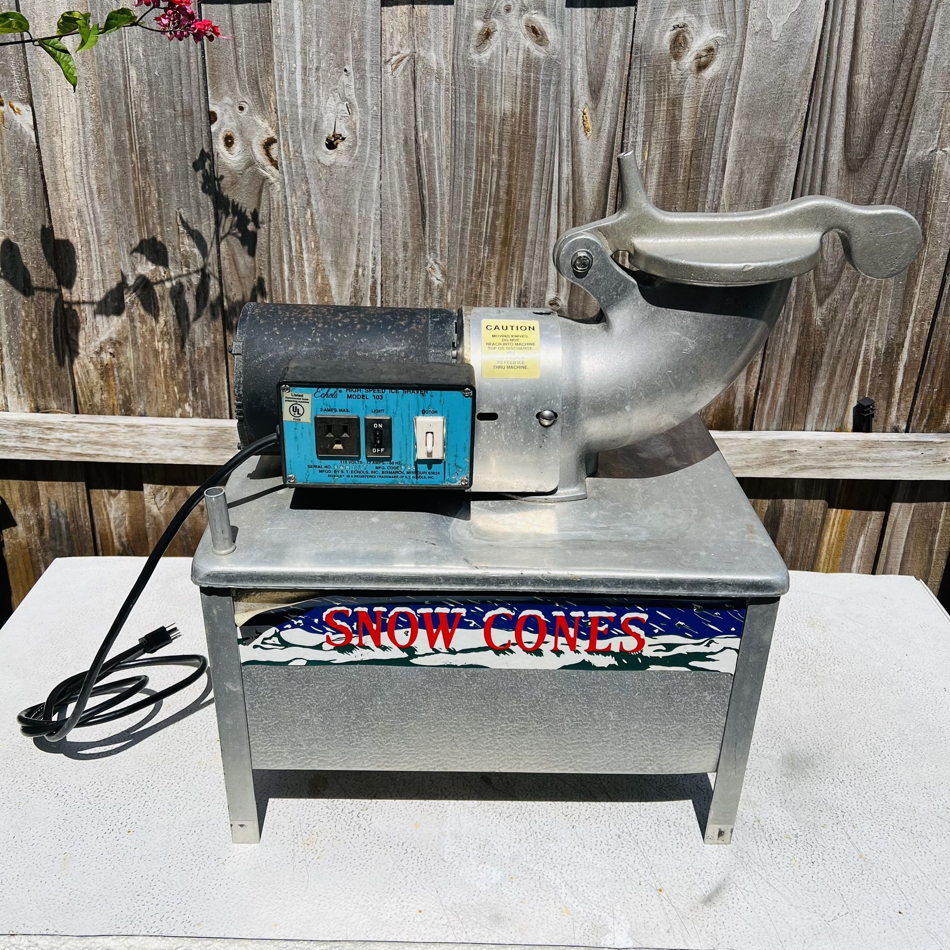 ECHOLS ICE SHAVER MACHINE Model 103