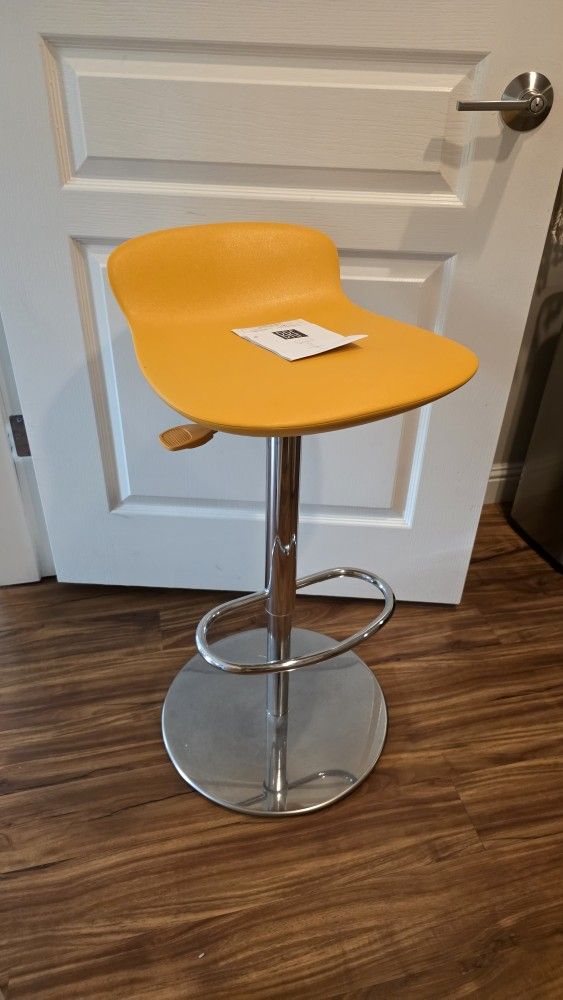 Leo Height Adjustable Stool by Casprini - Yellow