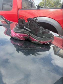 Balenciaga triple s
