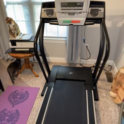 Nordic track treadmill With Incline