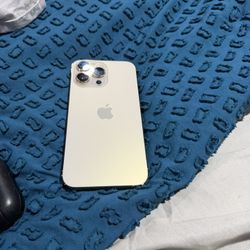 iPhone 14 Pro Max Airpod Pro First Generation