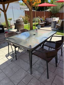 Patio Table with 4 chairs