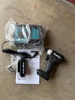 Makita 18V Brushless Impact Driver Kit
