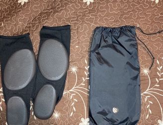 Yzy Pods Size 2 (8.5-10.5 In Men’s)