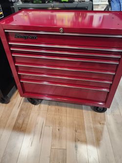 Snap on tool box black $$2700 / cherry red$$2000 fronius welder with all u attached ment $2000