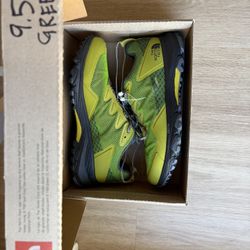 Men’s Hiking Shoes