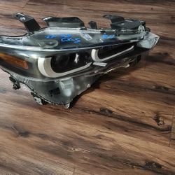 2022 / 2024 Mazda Cx5 Headlight Left 