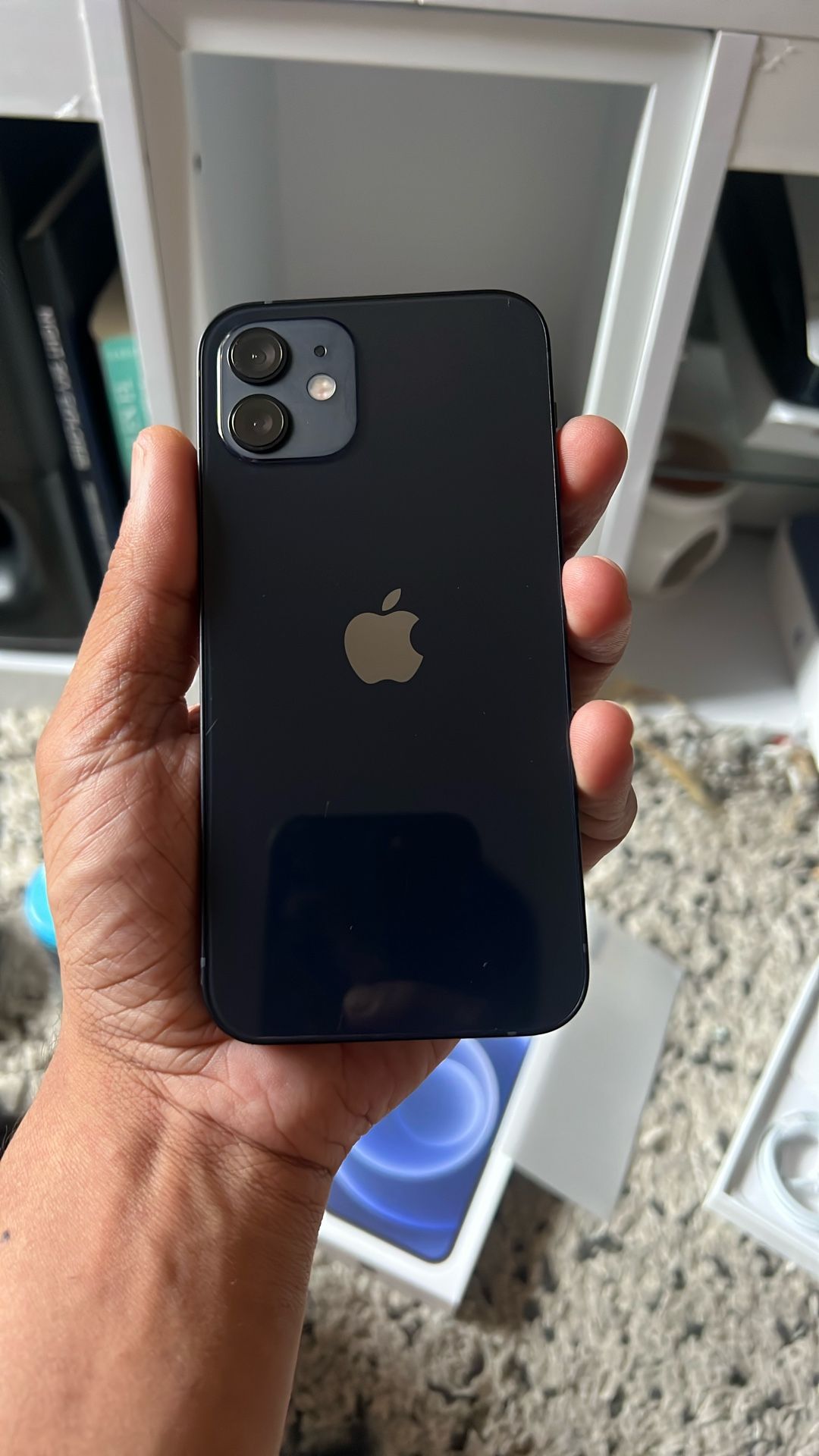 iPhone 12 Black