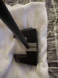 Lab golf putter