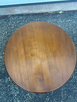 Round Wood End Side Table with Lower Shelf, Brown Medium Wood, Living Room