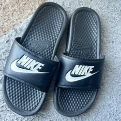 Nike Slides 