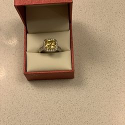 4.11 Carat Berricle Cushion Cut Canary Cz Ring