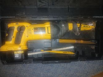 DeWalt Saw with Case, Blades, and Charger