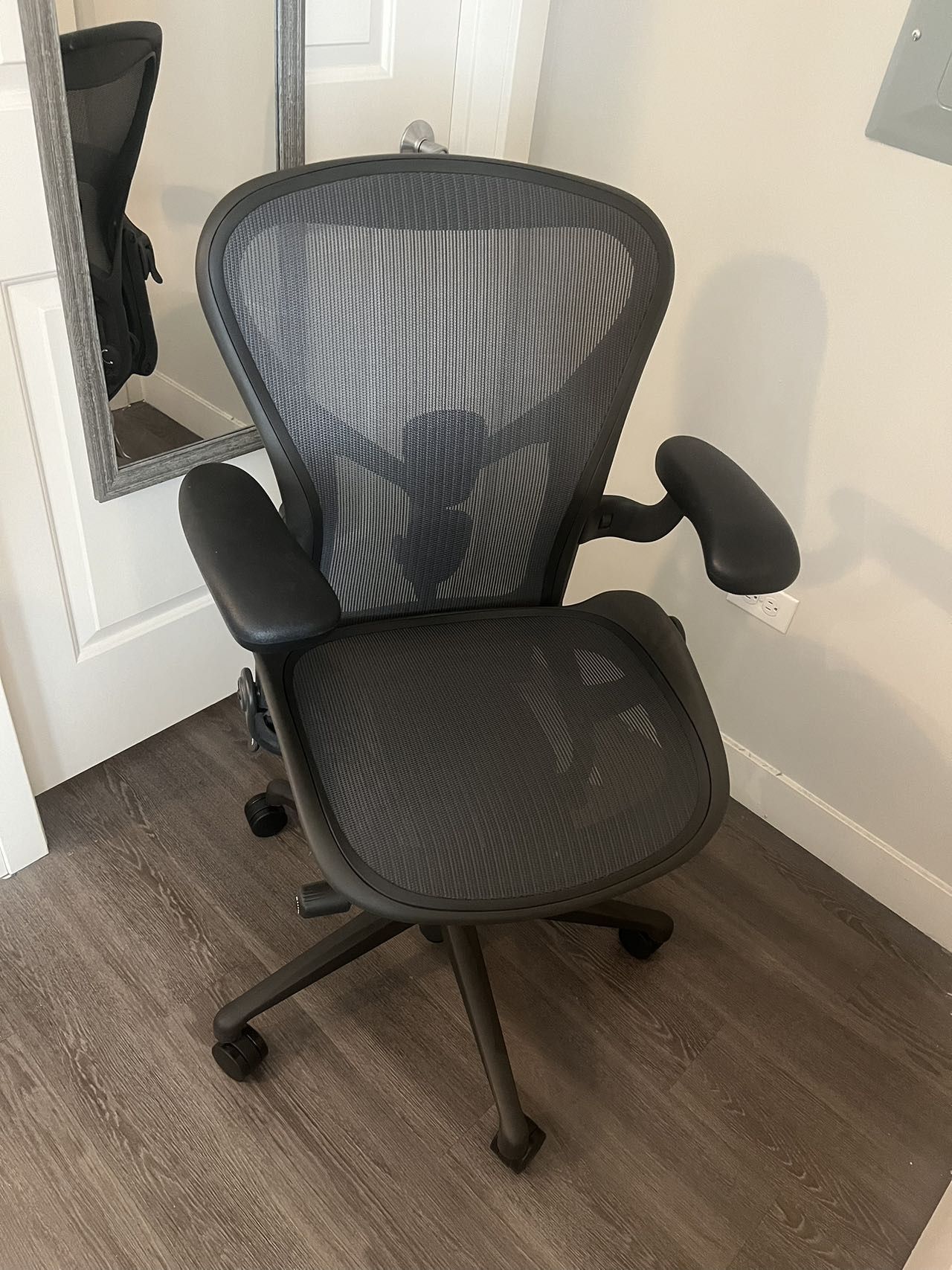 Office Chair- Herman Miller Aeron