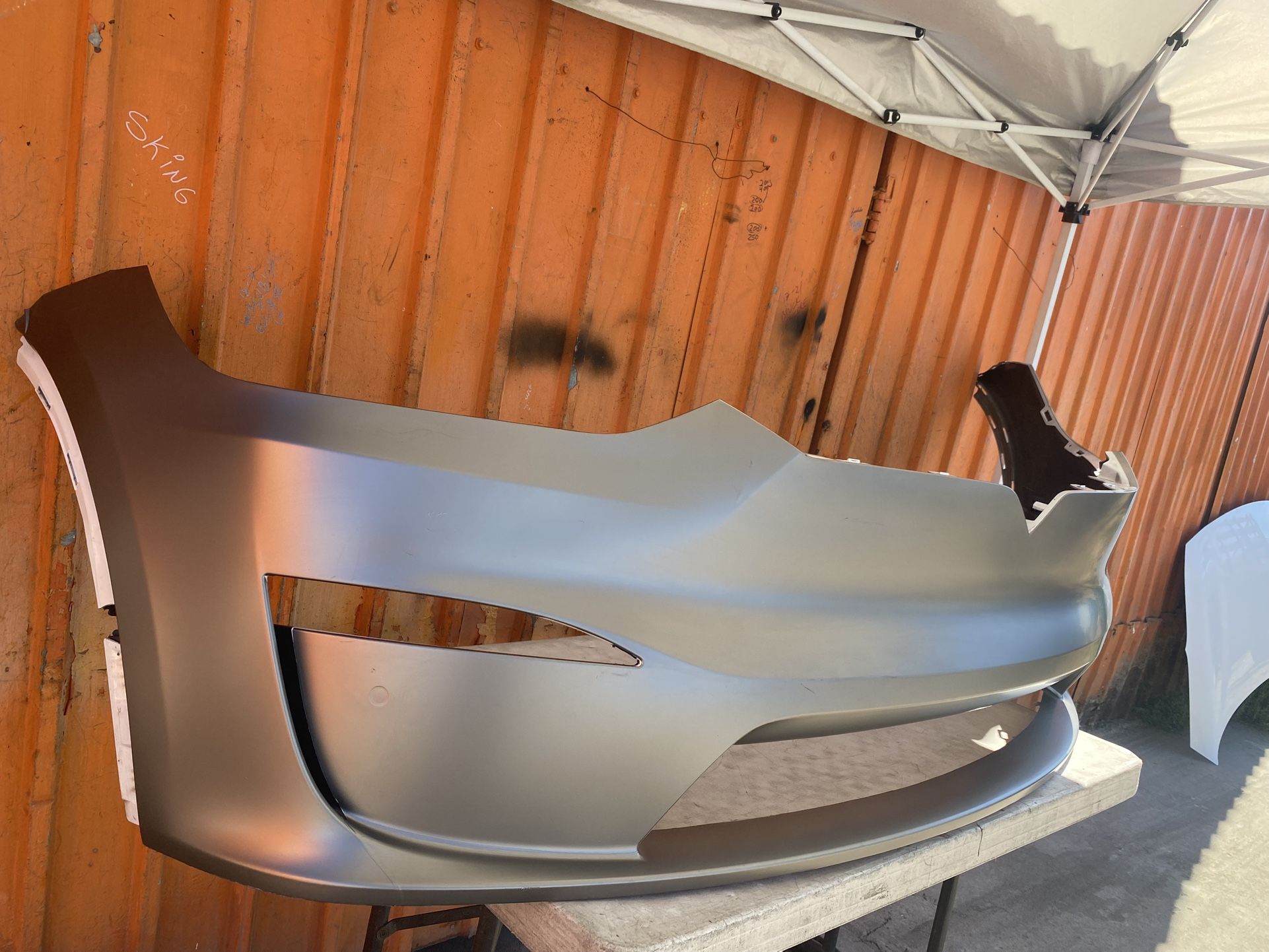 Front Bumper Tesla Model X. 2021-2022-2023-2024-2025- OEM. Perfect condition.