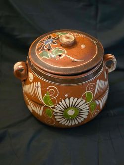 Antique 1930’s Tlaquepaque Primitive Bean Pot Red Clay Ollas de Barro