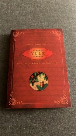 Llewellyn's Sabbat Essentials: Yule Book