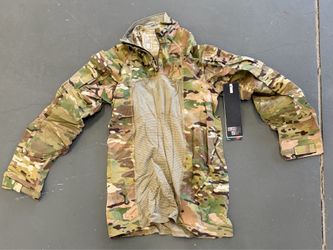 NEW U.S. Army Flame Resistant Combat Shirt OCP Multicam Size Small ACS w/ Tags