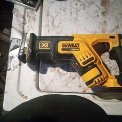 DeWalt 20v Saw Brushless