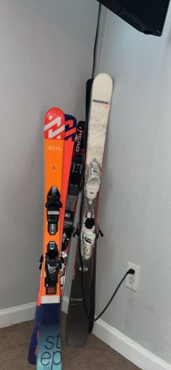 3 Pairs of Skis with Bindings – Rossignol, Völkl & Head