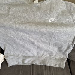 Nike Sweatshirt Size(L)  (Gray)