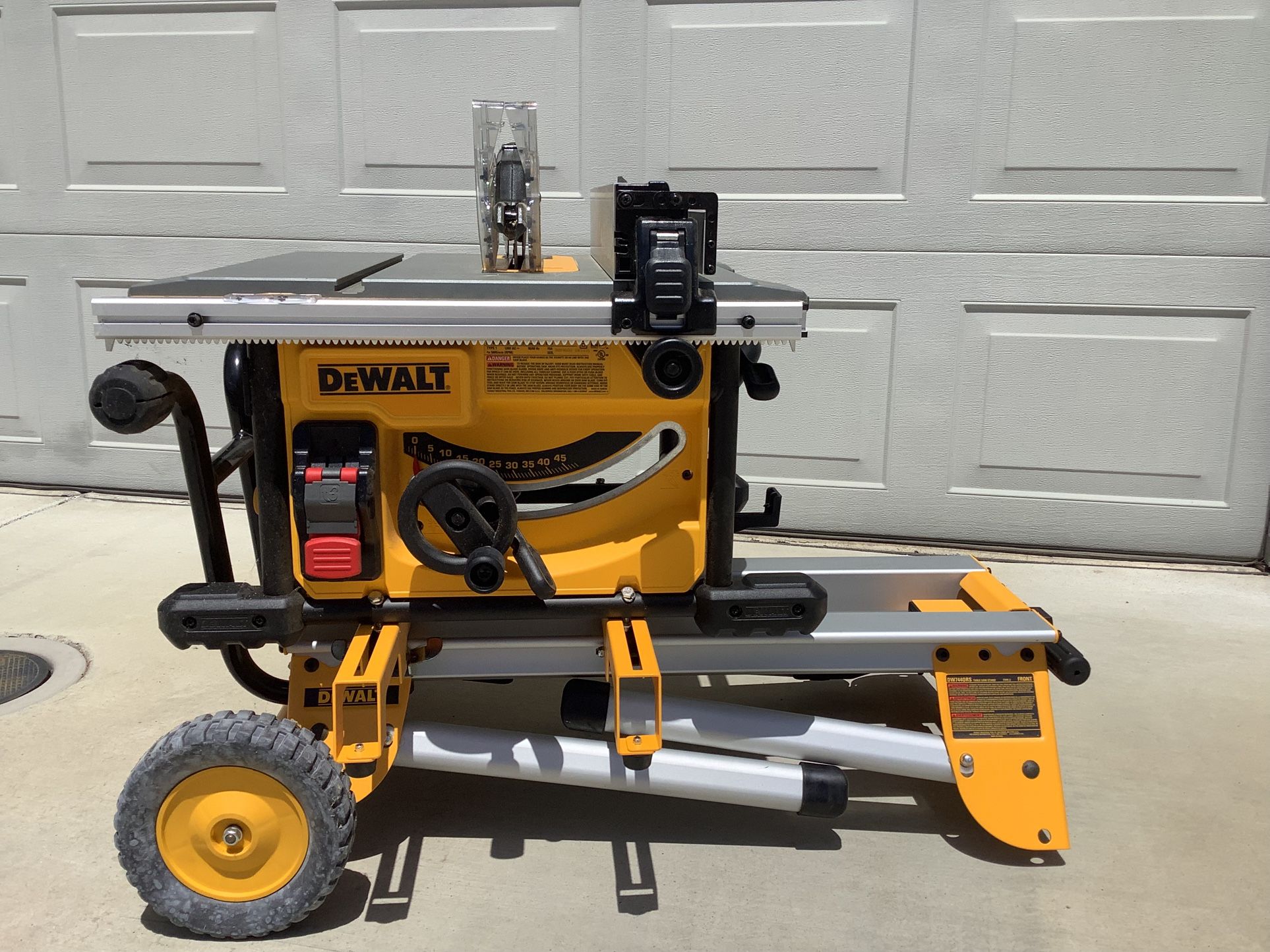 DeWalt Table Saw Model DWE 7485
