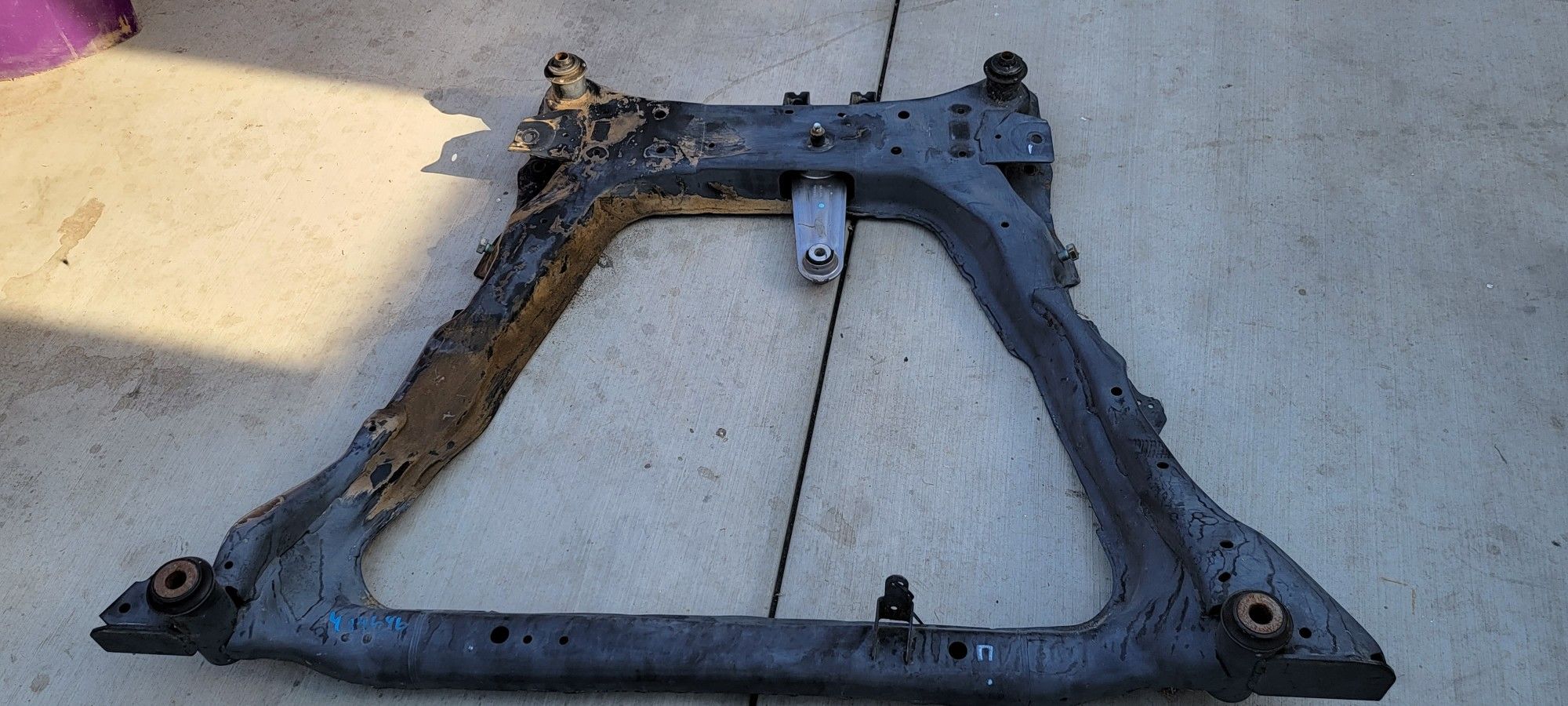 2017 -18-19- 2020 Crosmember Nissan Rogue Sport